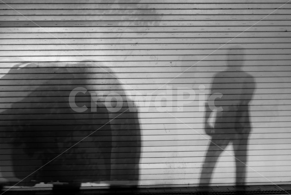 그림자,자동차,사람,감성,시선,흑백사진,사람,인물,인간,human,person,흑백,모노톤,monochrome,black and white
