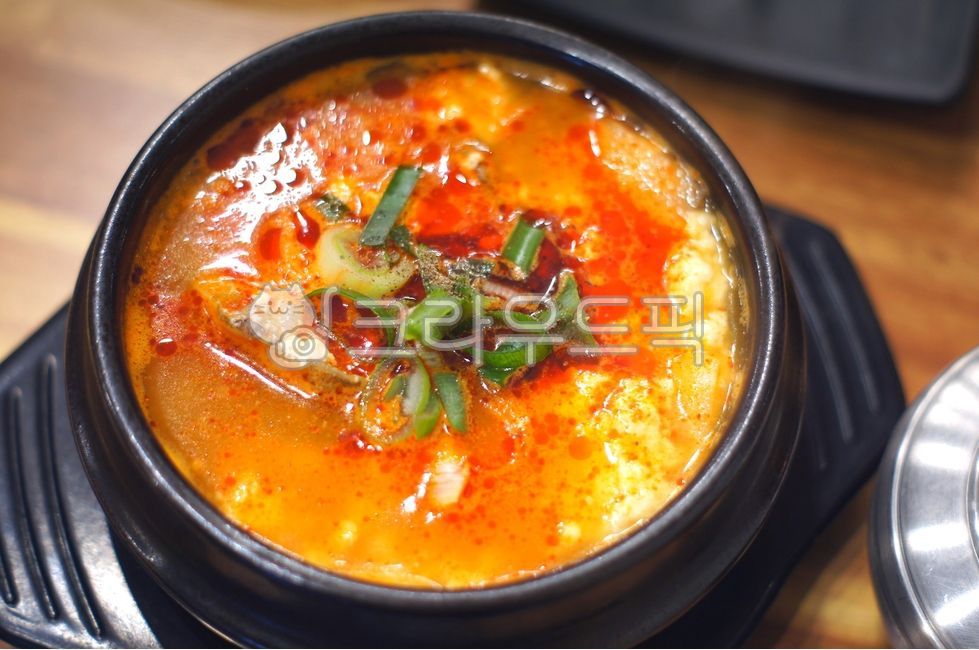 순두부찌개,찌개,softtofustew,スンドゥブチゲ,koreancuisine,spicystew,sundubujjigae,음식,식재료,요리,food,cook,meal,dishes,food reserves