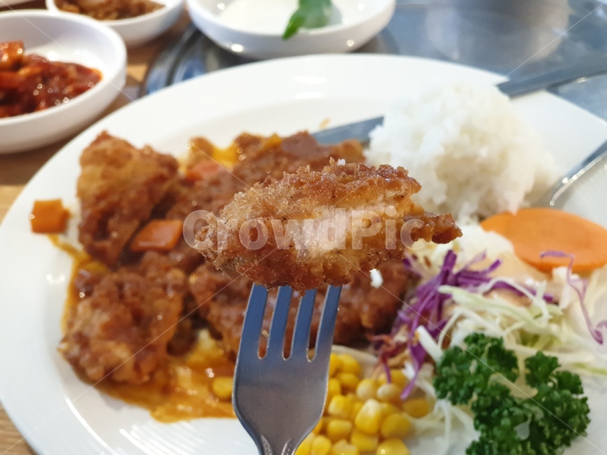 돈까스,식사,메뉴,요리,점심,점심식사,점심메뉴,레시피,food,cook,recipe,porkcutlet,그릇,접시,맛있는,맛있다,음식,반찬,밥,야채,채소,음식,식재료,요리,food,cook,meal,dishes,food reserves