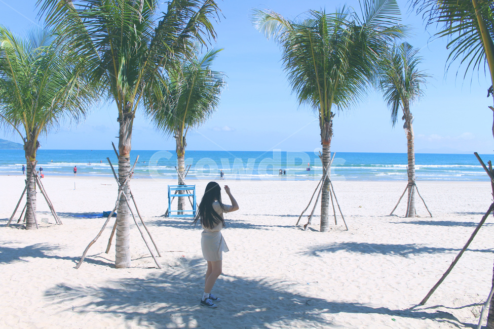 해변,바다,beach,나무,sea,하늘,blue,다낭,해변,바다,beach,sea,사람,인물,인간,human,person,여성,여자,woman,female,lady