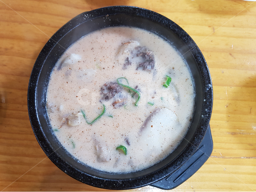 순대,순대국,사골,국밥,뚝배기,한식,파,한국요리,전통,식당,식사,음식,요리,국물,내장,음식,식재료,요리,food,cook,meal,dishes,food reserves,한식,한국음식,한국요리,korean food,korean dishes,korean meal,korean cook