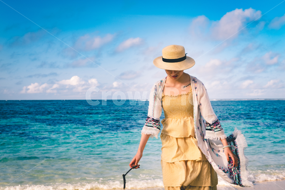 해변,바닷가,모레,셰이셀,seychelles,마해섬,사람,인물,인간,human,person,여성,여자,woman,female,lady,여행,휴가,traveling,vacation,trip