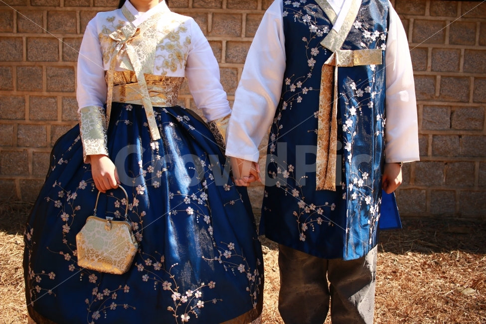 전주,한옥마을,한복,이리오너라,연인,커플,전신,한국전통,한국문화,korean traditional,korean culture,한복,한국전통의상,hanbok,korean traditional clothes,사람,인물,인간,human,person,연인,커플,사랑,lover,couple