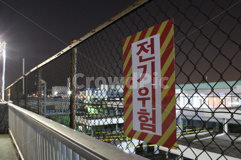 railing,banister,handrail,난간,철조망,다리