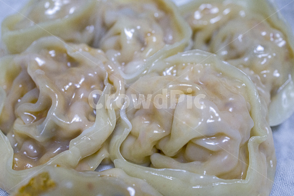 appetizer,asian,background,chinesefood,closeup,cooking,cuisine,delicious,dinner,dish,dumpling,food,fresh,gourmet,healthy,lunch,macro,meal,pork,tasty,white,만두,김치만두,고기만두,찐만두,찜요리,음식