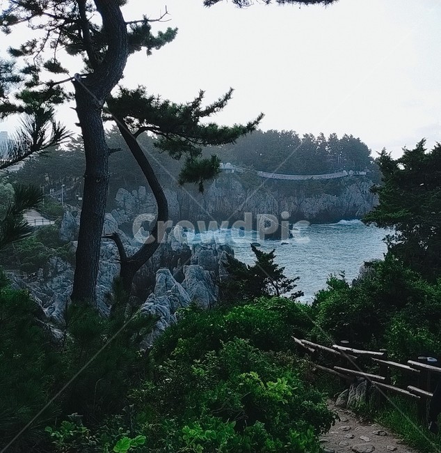 바위,하늘,바다,자연,파랑색,바닷가,피서,여름,여름바다,구름,파도,sky,sea