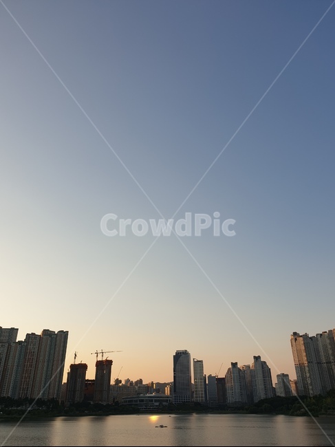 하늘,노을,도시,호수,도심