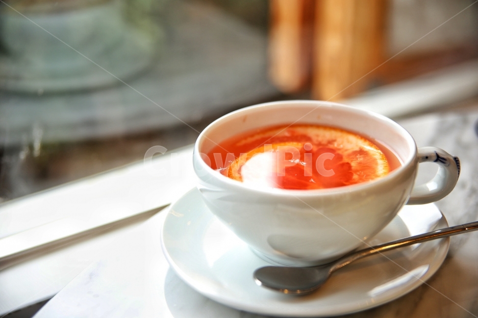 자몽,카페,자몽티,창문,창가,window,grapefruit,grapefruittea,cafe,찻잔,따듯함,음료수,drink,beverage,감성,sensible,feeling,휴식,힐링,rest,relaxation,healing