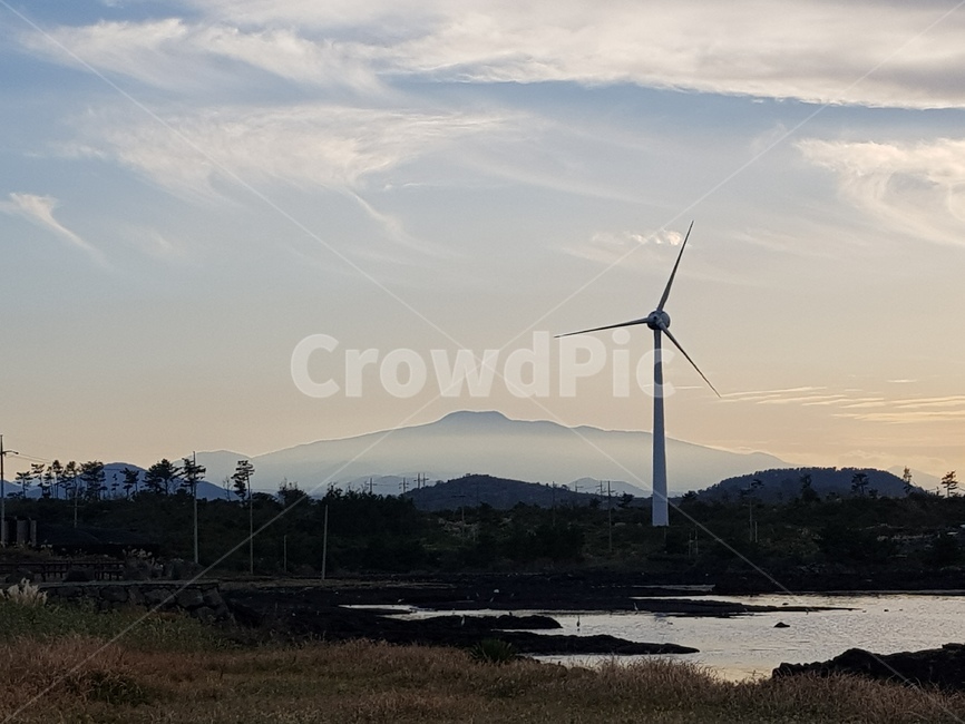 wind generator,Jeju scenery,jeju island,Mt Hanlla,jejuisland