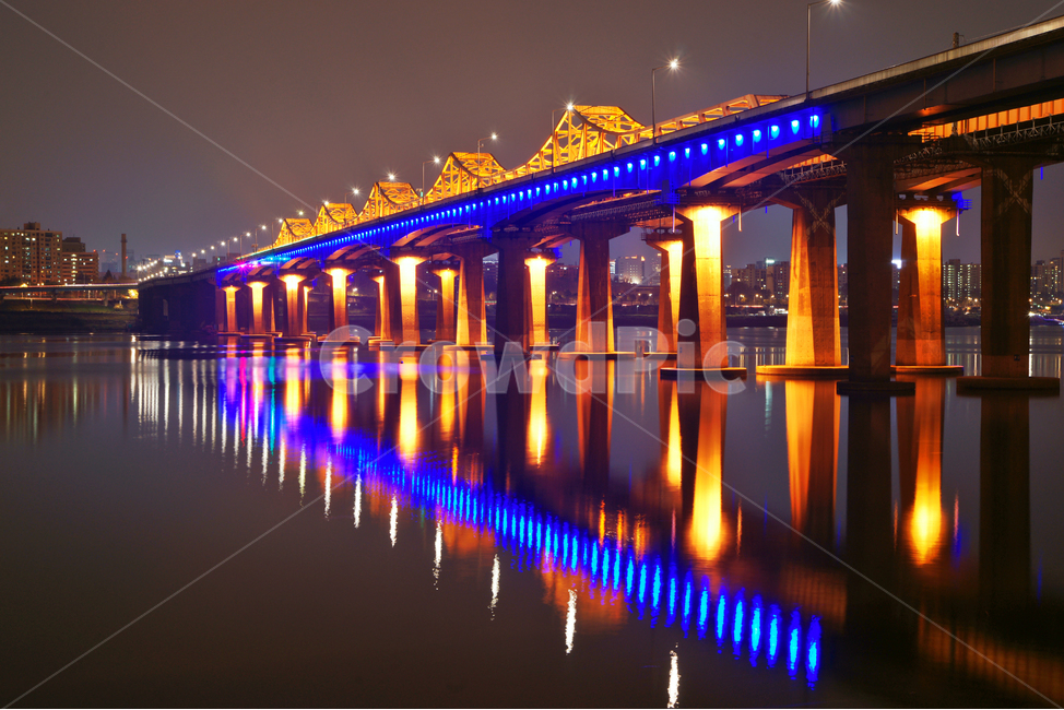 Apgujeong,Han River Bridge,truss bridge,reflection,Oksudong,Combined use bridge,subway bridge,Dongho Bridge
