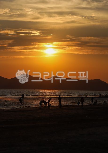 한국,부산,다대포,다대포해수욕장,일몰,하늘,관광명소,sunset,햇빛,nature,자연,flare,플레어,sunlight,인간,light,빛