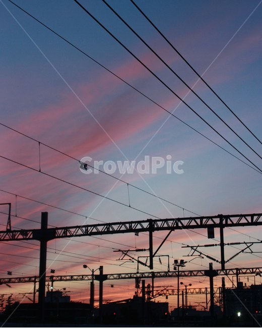 하늘,감성,일몰,선셋,구름,그림자,sunset,sky,분홍색,핑크,pink,기차역,노을,기찻길,기차,배경사진,감성사진,배경,핑크하늘,실루엣,그림자,silhouette,shadow,산업,industry,industrial,교통,교통수단,traffic,transportation