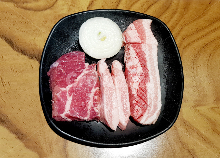 생고기,항정살,꽃삼겹살,목살,돼지고기,돼지생고기,음식,food,육류,고기,meat