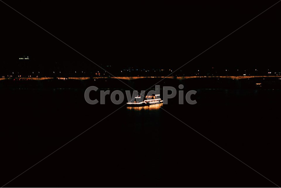 한강,유람선,감성,야간,밤,야경,밤,풍경,nightscape,night,landscape,nature,자연,outdoors,옥외,lighting,조명