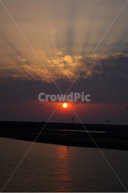 하늘,석양,노을,구름,빛,풍경,바다,sunset,안면도,꽃지해변,자연,풍경,nature,landscape,sunlight,햇빛,outdoors,옥외,일몰,red sky,붉은 하늘,sky,dusk,황혼,dawn,새벽