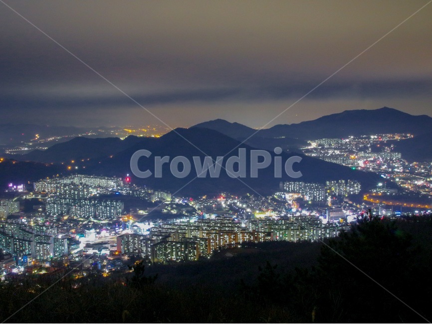 여수밤풍경,월봉산,월봉산야경,야경,여수야경,야경,밤,풍경,nightscape,night,landscape,도시,city,한국도시풍경,한국도시경관,korea cityscape,경치,nature,자연,outdoors,옥외,scenery,aerial view,조감도