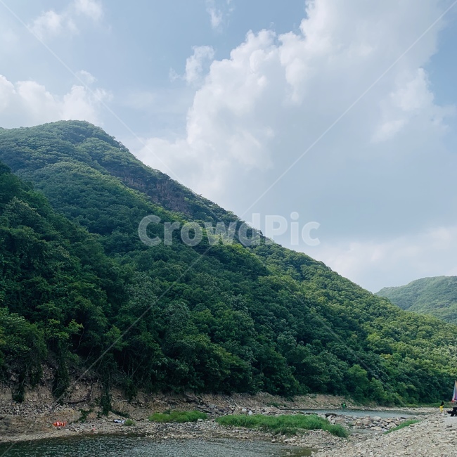 계곡,산,하늘,자연,풍경,물,구름,색감,여유