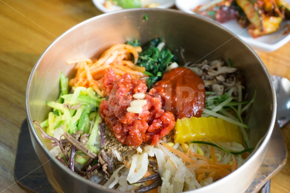 한국음식,비빔밥,전주식,한식,점심식사,한국전통,한국문화,korean traditional,korean culture,음식,식재료,요리,food,cook,meal,dishes,food reserves,한식,한국음식,한국요리,korean food,korean dishes,korean meal,korean cook