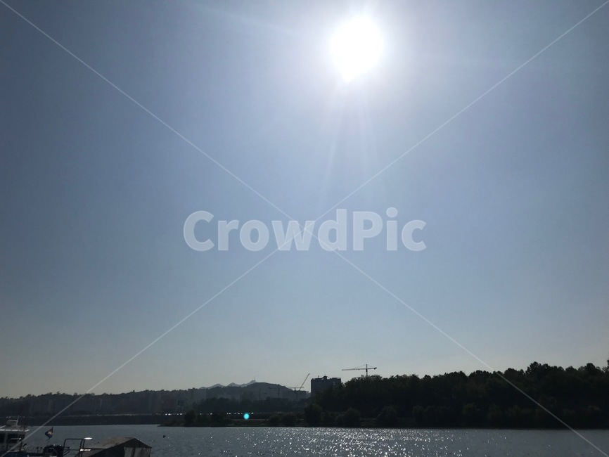강,한강,낮,구름없는,하늘,자연,풍경,nature,landscape,sunlight,햇빛,flare,플레어,light,빛