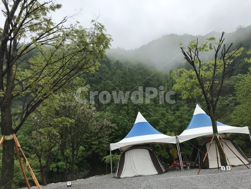 산,나무,텐트,캠핑,산골,여행,휴가,traveling,vacation,trip