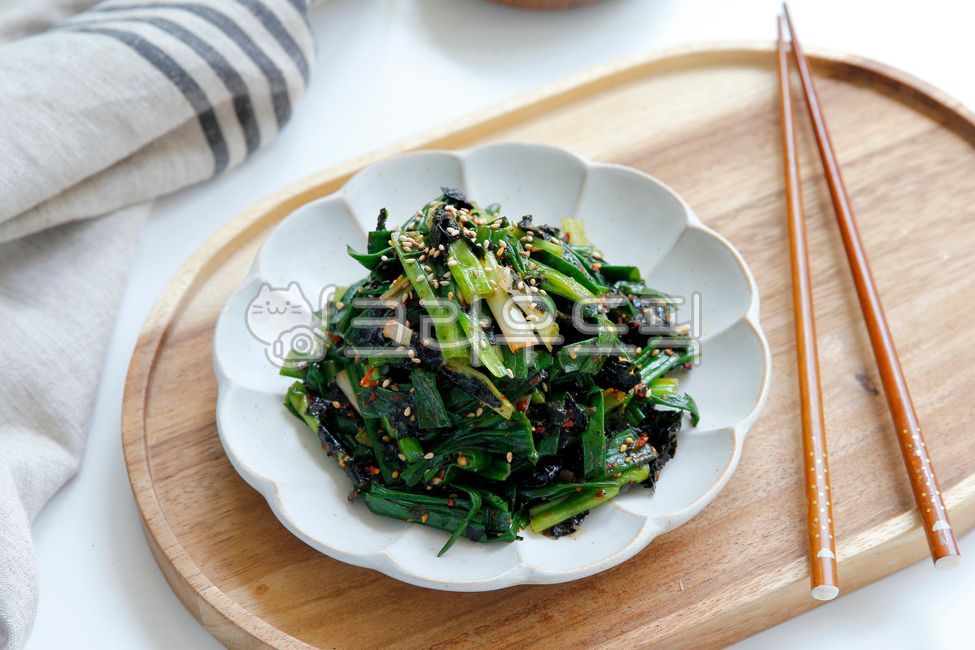 side dish,Seasoned chive laver,Seasoned chives,cooking,Chive dish,food