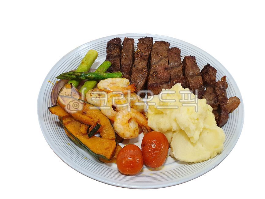 platter,shrimp,Nukki,steak,meat dishes,onion,beef steak,beef,event food,plate,tomato,party food,Event cuisine,Potato Salad,Steak Plating,Sweet pumpkin,cooking,Shrimp,Gathering cuisine,food,grilled meat,meal,dish,Plating,meat,asparagus,meeting food