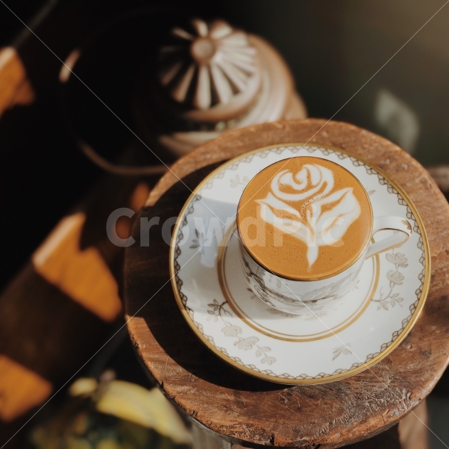 아침햇살,모닝커피한잔,커피,라떼,에스프레소,커피,카페,coffee,cafe,감성,sensible,feeling