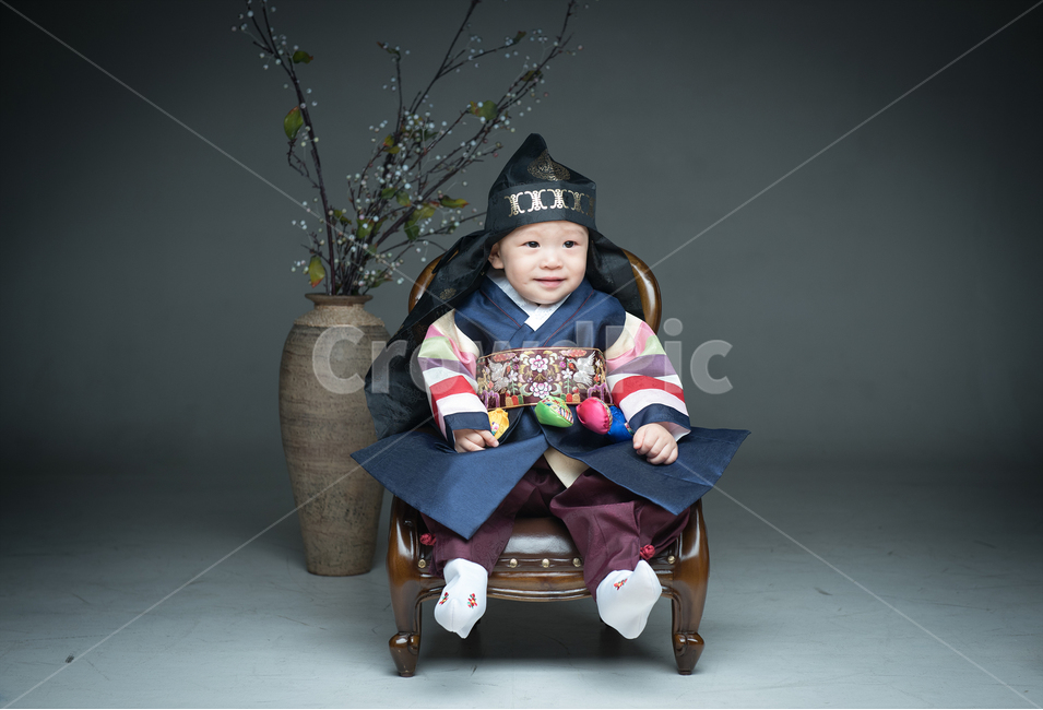 아기,돌아기,가족,한복,돌기념