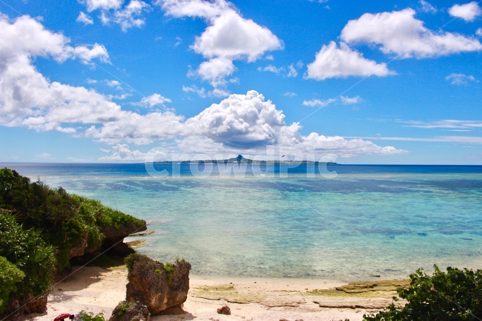 바다,돌,하늘색,파란색,바닷물,풍경,여름,자연,풍경,nature,landscape,해변,바다,beach,sea,해외,외국,세계,foreign,oversea,world,세계자연풍경,해외자연풍경,외국자연풍경,world nature landscape,outdoors,옥외,land,땅,shoreline,해안선,water,물,ocean,대양,coast,연안