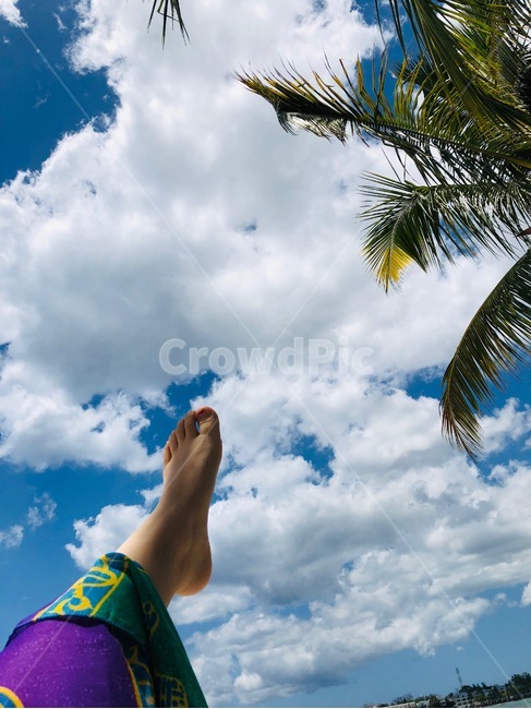 발,foot,하늘,구름,sky,감성사진,색감,여유,휴가,발차기,하늘배경,가을