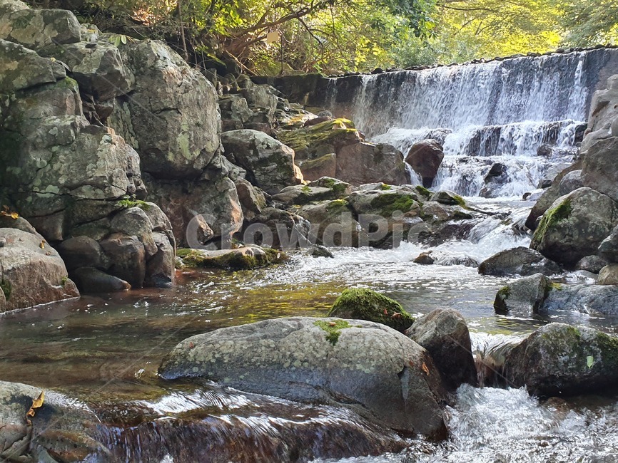 계곡,산,물,휴가,물놀이,수영,바위,폭포,반짝임,소리,이끼,가재,landscapewaterfall,rock