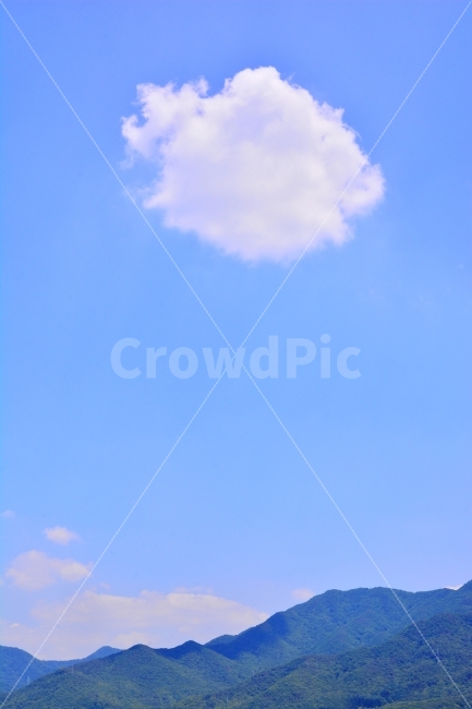 구름,뭉게구름,맑은날,하늘,상쾌함,산위에서,서정,시원함,sky,sns,ebook,bluesky,mountain,weather,원경,시안,디자인,디자이너,홈페이지,사보,카다로그,모바일,콘텐츠,마케팅,잡지,광고,전단,배너,팝업,청정,해맑은,산,멀리,바라보다,둥실둥실,기상,날씨,기상청,오염없는,청명,비온후,그림자,햇살,투명,파랑,블루톤,feel,감성,느낌,분위기,맑음,다정한,형제,둘,two,필,솜사탕,부드러운,출판,편집,구름한점,외로움,마음,심정,고독,고고한,홀로,alone,lonely,자연,풍경,nature,landscape,outdoors,옥외
