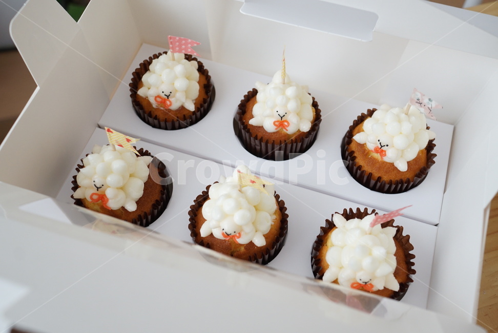 food,음식,creme,dessert,컵케이크,케이크,cupcake,선물