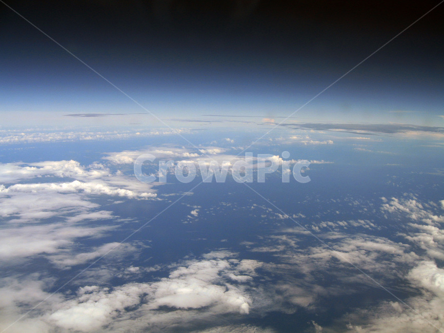 우주,하늘,구름,비행기뷰,파랑,남색,검정,nature,view,color,space