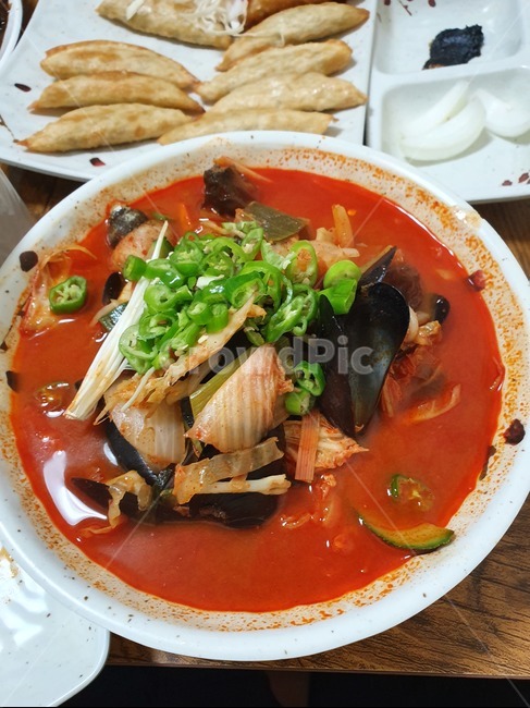 요리,음식,짬뽕,식사,food,음식,식재료,요리,food,cook,meal,dishes,food reserves,중식,중국음식,중화요리,chinese food,chinese dishes,chinese meal,chinese cook