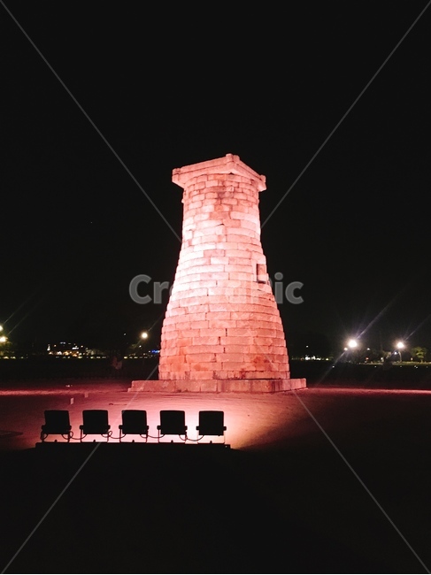 첨성대,경주,문화유적지,야경,경주야경,야경,밤,풍경,nightscape,night,landscape,랜드마크,landmark,tourist attraction,한국랜드마크,한국관광지,한국명소,korea landmark,korea tourist attraction