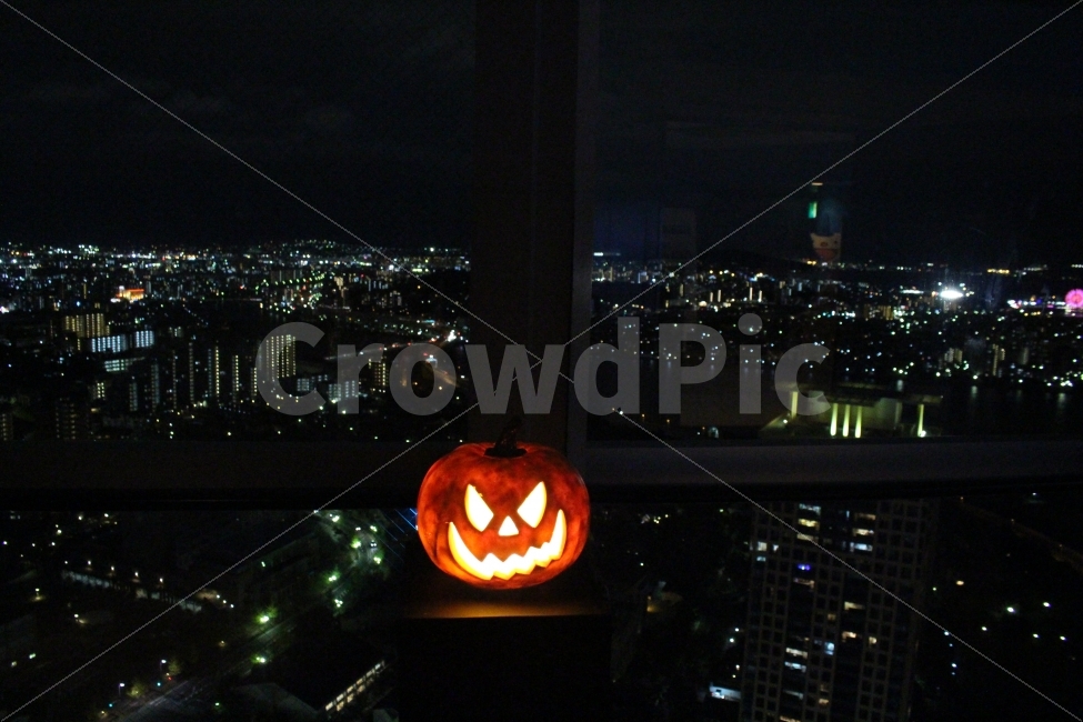 호박,야경,풍경,감성,사진,도심,밤,도시,여행,일본,야경,밤,풍경,nightscape,night,landscape,도시,city,조각상,동상,석상,조형물,statue,bronze statue,stone statue,공포,호러,무서운,무서움,horror,terror,fear,plant,식물,pumpkin,vegetable,야채,food,음식,produce,생산액,squash,스쿼시