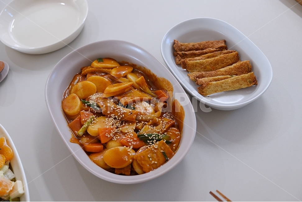 떡볶이,오뎅,오뎅튀김,분식,food,음식,식재료,요리,food,cook,meal,dishes,food reserves,한식,한국음식,한국요리,korean food,korean dishes,korean meal,korean cook,디저트,간식,후식,dessert,snack