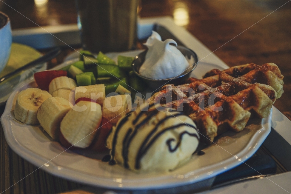 음식,카페,휴식,힐링,감성사진,와플,과일,사물,음식,식재료,요리,food,cook,meal,dishes,food reserves,디저트,간식,후식,dessert,snack,커피,카페,coffee,cafe,감성,sensible,feeling