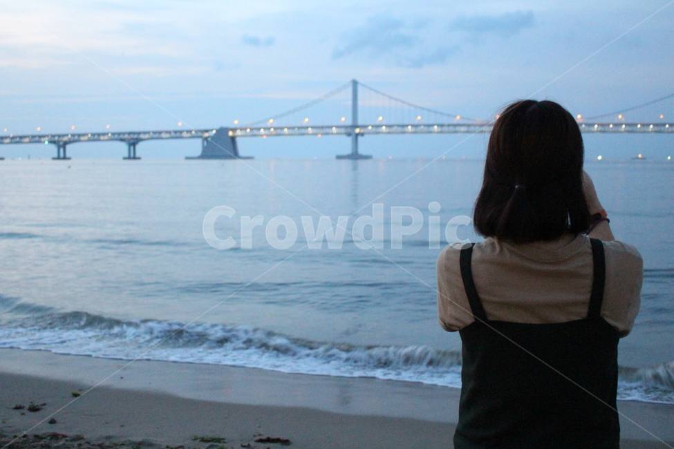 부산,광안리,바다,여자뒷모습,광안대교,새벽바다