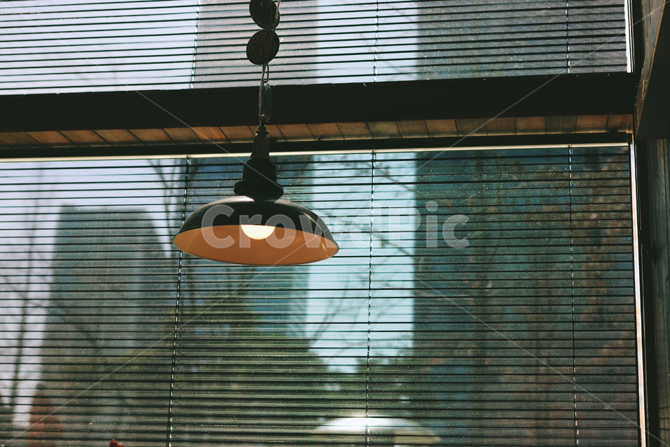 창문,창밖,조명,역광,풍경,인테리어,실내디자인,interior design