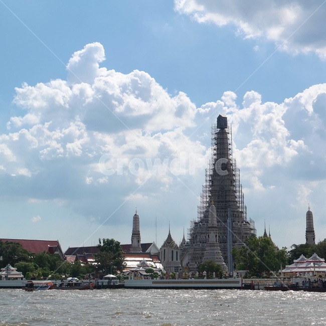 방콕,태국,왓아룬,사원,watarun,짜오프라야강,강,방콕사원,해외랜드마크,해외,풍경,구름,하늘,banhkok,타이,thailand,동남아시아,아시아,asia,temple,landmark,oversea,landscape,cloud,sky,river,랜드마크,landmark,tourist attraction,해외,외국,세계,foreign,oversea,world,세계랜드마크,해외랜드마크,외국랜드마크,world landmark,world tourist attraction,건축물,건물외관,exterior,building,structure,architecture,construction,건물
