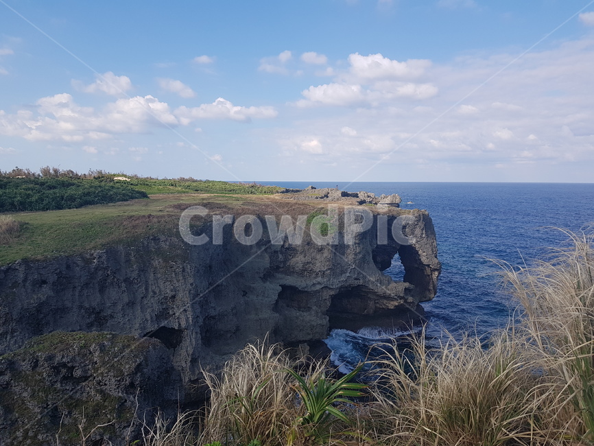nature,낭떠러지,바다,sea,ocean,대양,오키나와,만좌모,절벽,자연,자연,풍경,nature,landscape,해외,외국,세계,foreign,oversea,world,세계자연풍경,해외자연풍경,외국자연풍경,world nature landscape,shoreline,해안선,water,물,outdoors,옥외,cliff,coast,연안