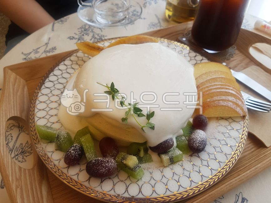 디저트,팬케이크,수플레,수플레팬케이크,핫케이크,브런치