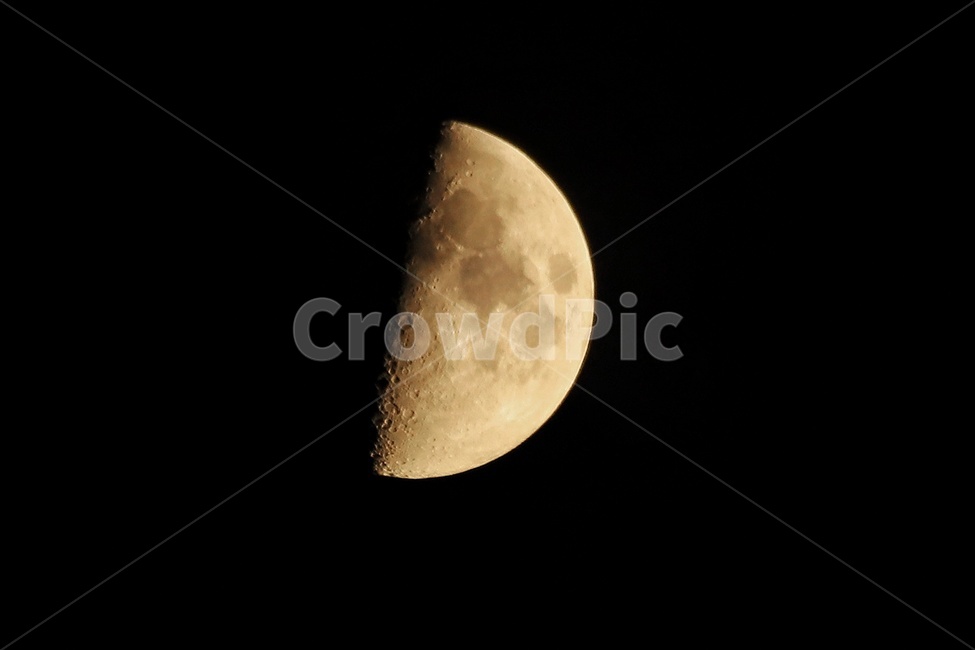 달,moon,반달,초승달,fullmoon,harfmoon,밤,야경,밤하늘,크레이터,자연,풍경,nature,landscape,야경,밤,nightscape,night,outdoors,옥외,astronomy,천문학,outer space,대기권 밖,universe,우주,space