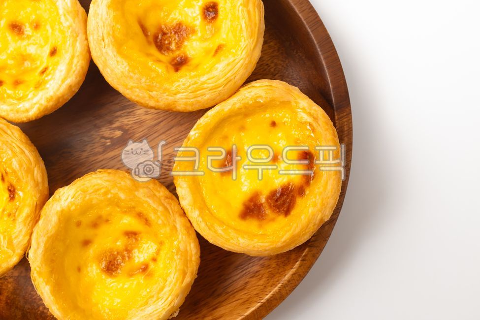 Egg tart,tart,egg,custard,pastry,pastry,pie,pastry,dessert,snack,dessert,Portuguese food,Portuguese culture,Macau food,Macau culture,food,meal,food,groceries,ingredients,ingredients,food ingredients,close-up,sweet,soft