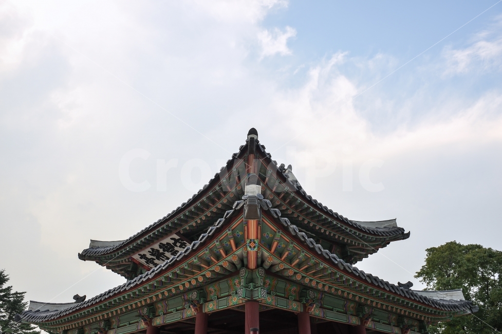 남한산성,수어장대,문화재,전통,경기도,한국,문화,기와지붕,지와,지붕,랜드마크,역사,병자호란,건물,건축,고건축,고건물,단청,세계문화유산,유네스코,문양,전통문양,돌계단,당당한,건축물,건물외관,exterior,building,structure,architecture,construction,랜드마크,landmark,tourist attraction,한국전통,한국문화,korean traditional,korean culture