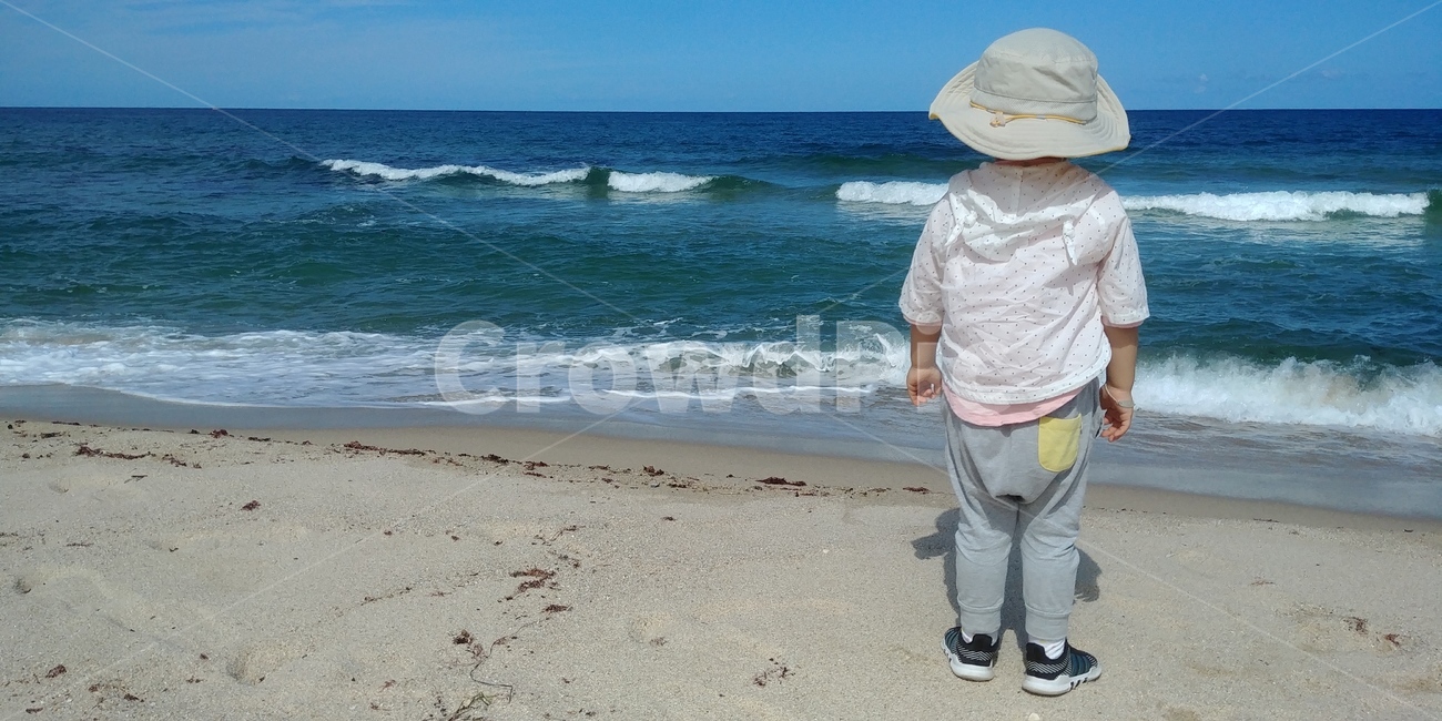 의복,의류,대양,water,물,자연,sea,바다,nature,옥외,outdoors,아기,baby