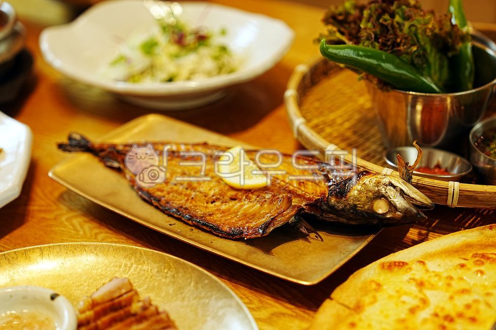 meal,Hanjeongsik,Korean,food,mackerel,Grilled Mackerel