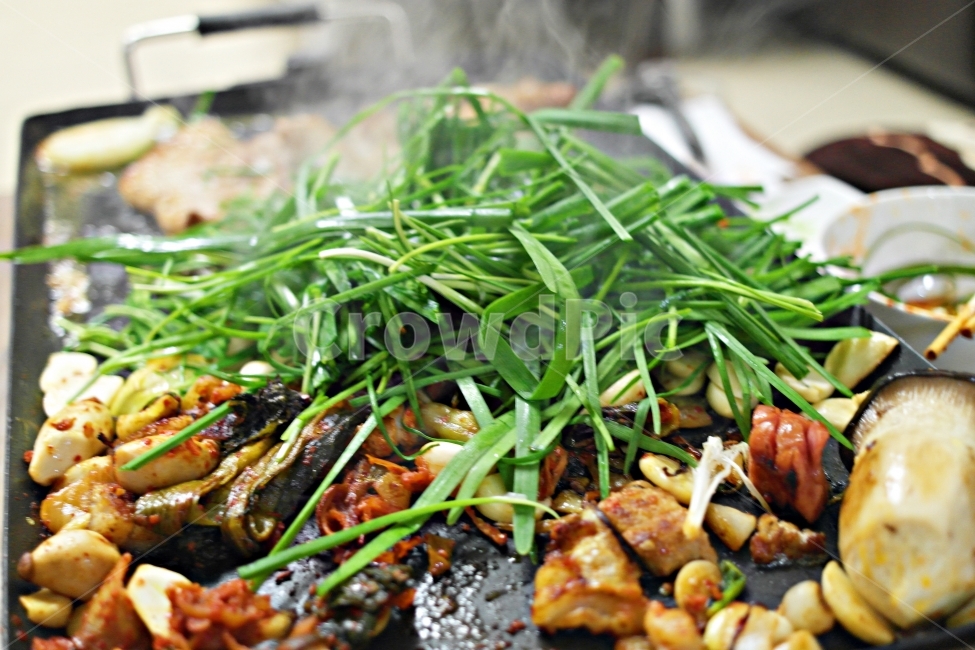 삼겹살,집에서,부추,혼술,식사,고기,음식,식재료,요리,food,cook,meal,dishes,food reserves,육류,고기,meat,한식,한국음식,한국요리,korean food,korean dishes,korean meal,korean cook